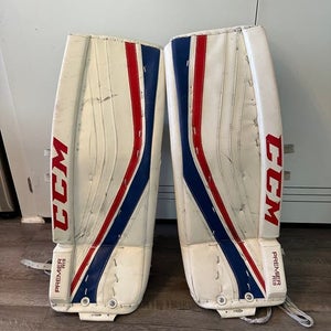 31" CCM Premier R1.9 Goalie Leg Pads (Used)