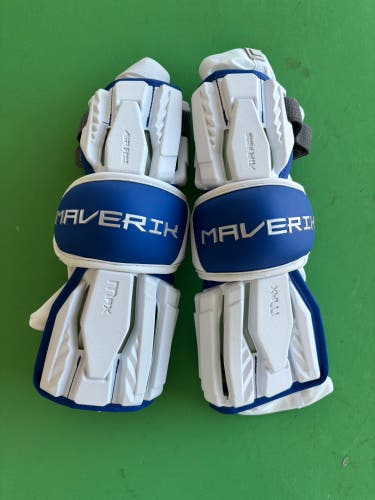 NEW Large Adult Duke Team Issued Maverik Max Arm Pads