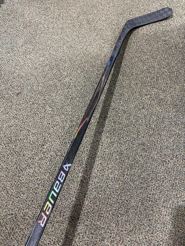 Senior Bauer Vapor Flylite Hockey Stick Right Handed P88 77 Flex Pro Stock (Used)