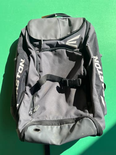 Easton Batpack (Used)