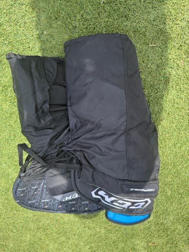 Men's Senior Medium CCM U+ FiT09 Hockey Pants (Used)