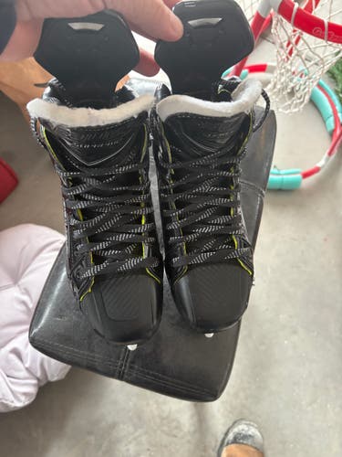 Black/Gray Bauer Supreme M50 Pro Hockey Skates Regular Width Size 3 (Used)