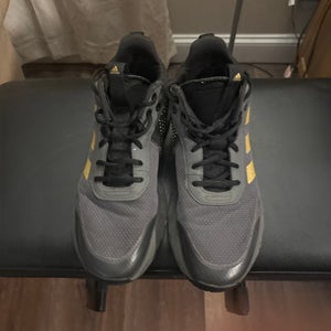 Men's Size M 10.0 (W 11.0) Adult Adidas Shoes (Used)