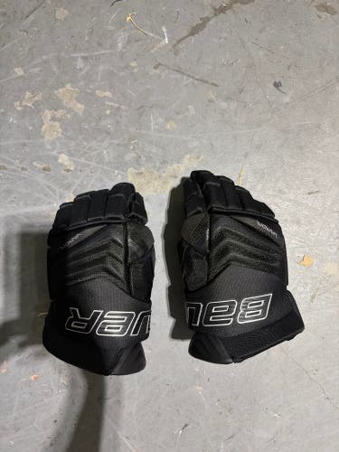 Bauer Vapor Flylite Gloves 14" (Used)