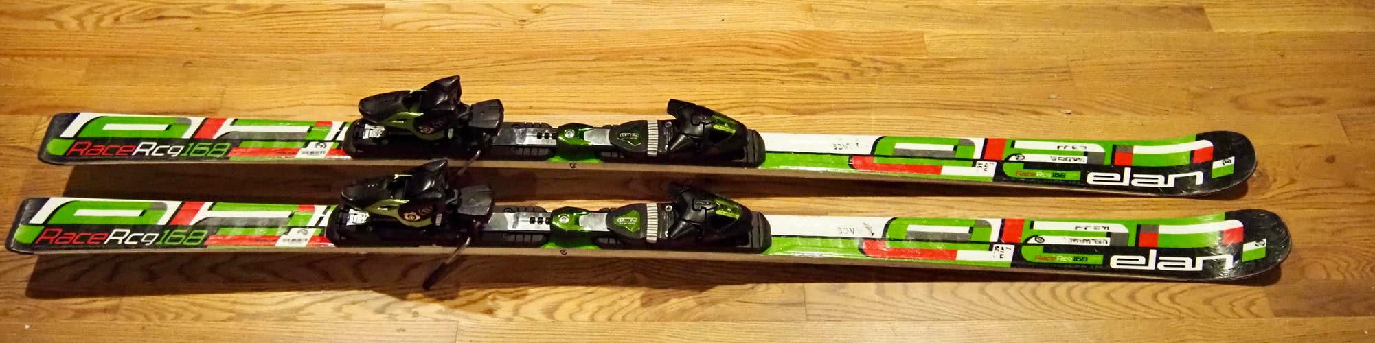 Unisex Racing 168 cm Elan Race RCG Skis With Bindings Max Din 11 (Used)
