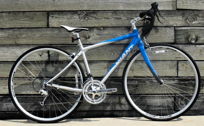 GIANT OCR 3 W ROAD BIKE SIZE XS, 43 CM, 24 SPEED, ALUMINUM FORK CARBON