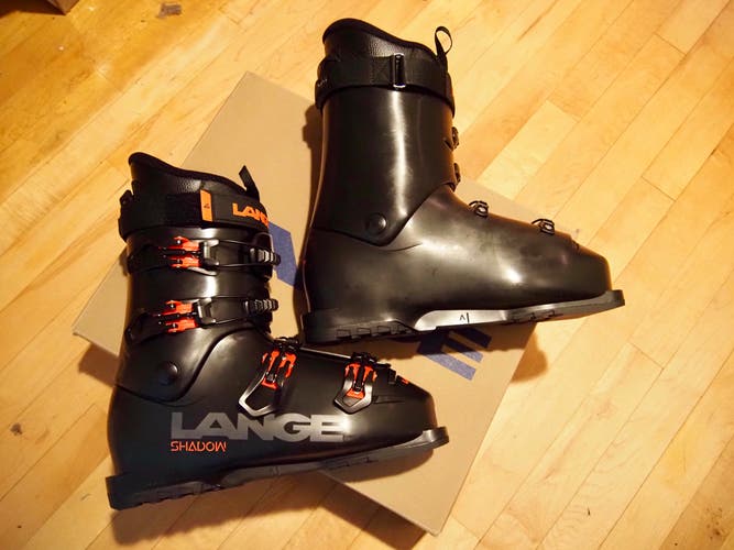 Mondo 27 & 27.5 Unisex Lange All Mountain Shadow JR Ski Boots Soft Flex (New)