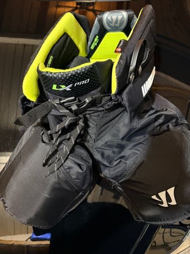 Junior Medium Warrior Alpha LX PRO Hockey Pants