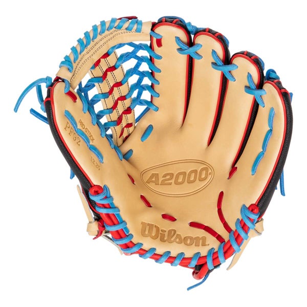 Used Wilson WBW1027481225 Right Hand Thrower - Excellent Condition