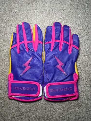 Large Short Cuff Bruce Bolt Batting Gloves (New)