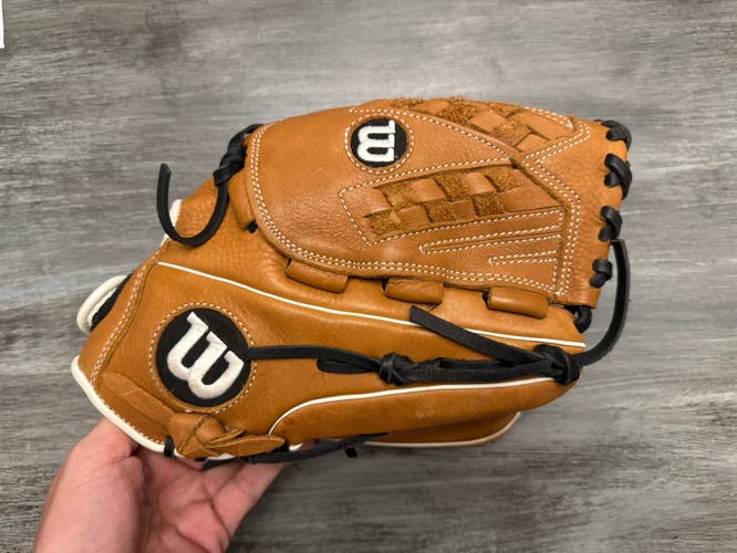 Wilson A950 RH Softball Glove 12.5" (New)