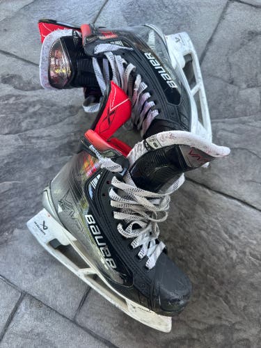 Black/Gray 2023 Bauer Vapor X5 Pro Hockey Skates 8 (Used)
