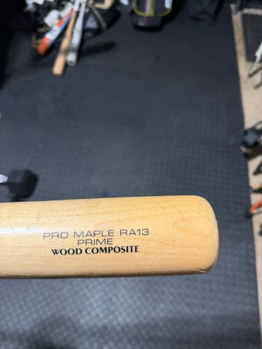 Louisville Slugger Prime Composite Bat (-3) 30 oz 33" (Used)