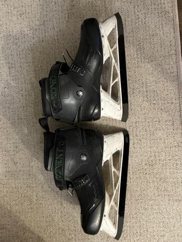 Bauer Konekt Hockey Goalie Skates 8 (Used)
