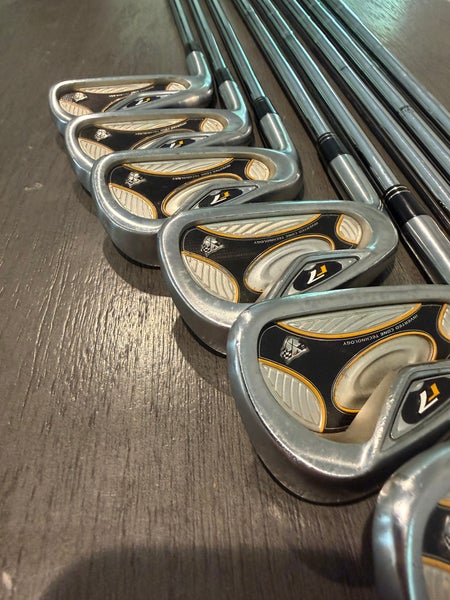 Men's 2007 TaylorMade r7 Left Hand Iron Set Stiff Flex (Used)