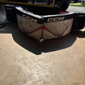 26" 2022 CCM Axis 2.5 Goalie Leg Pads (Used)