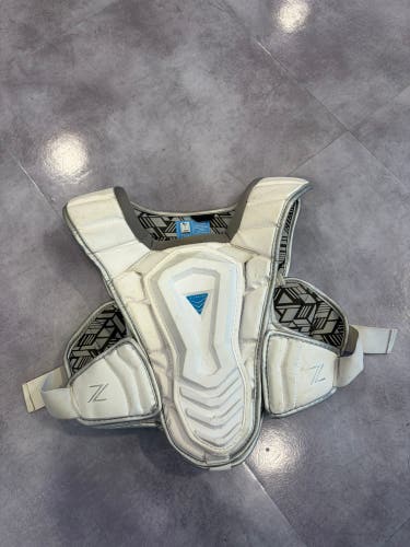 Large Youth True Zerolyte Shoulder Pads (Used)