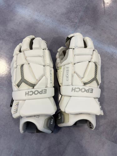 Medium Epoch Integra Lacrosse Gloves (Used)