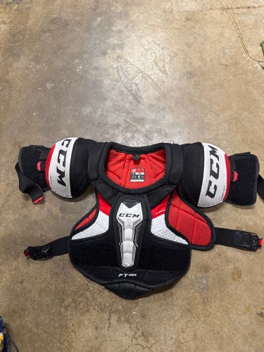 Small Junior CCM JetSpeed FT485 Shoulder Pads (Used)