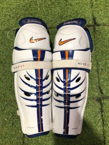 Junior Nike V7 Shin Pads 12" (Used)