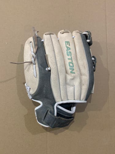 Easton Ghost RH Softball Glove 11" (Used)