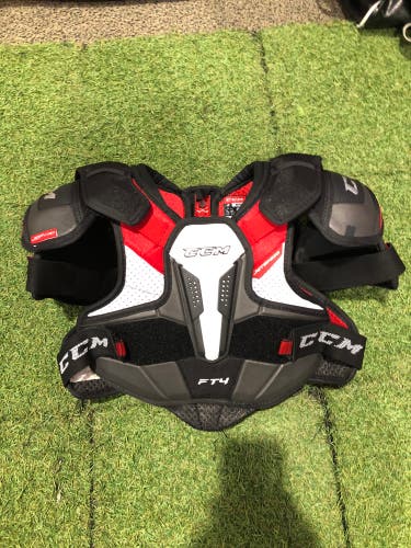 Junior Medium CCM JetSpeed FT4 Shoulder Pads (Used)