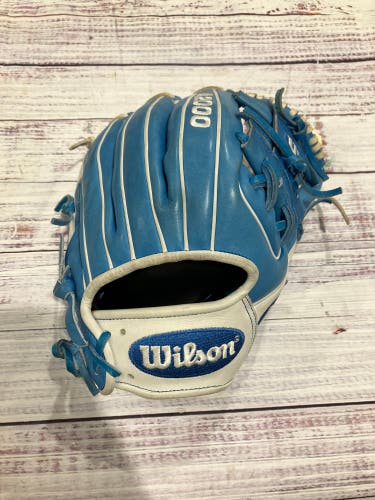 Blue Wilson A2000 1786 RH Baseball Glove 11.5" (Used)