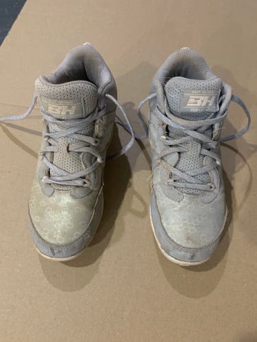 Kid's 4Y (Big Kids / Youth) Under Armour (Used)