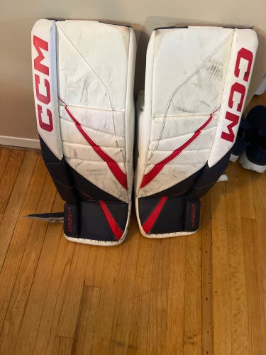 28" CCM EFlex 6.5 Goalie Leg Pads (Used)