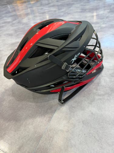 Black Adult Cascade XRS Helmet (Used)
