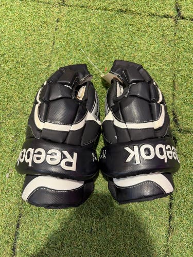 Senior Reebok 7K Gloves 13" (Used)