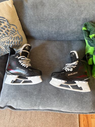 Red 2024 Bauer Supreme Shadow Hockey Skates 8 (Used)