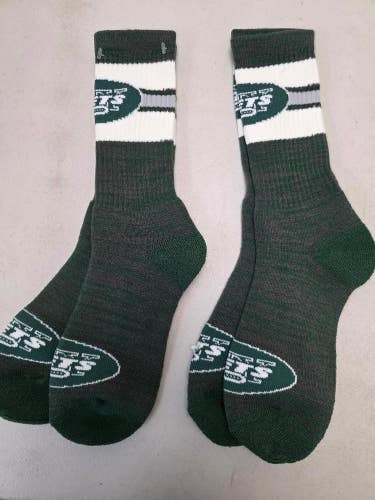 ST17 Mens NFL NEW YORK JETS Lot of 2 Crew Socks LARGE 8-13 NEW