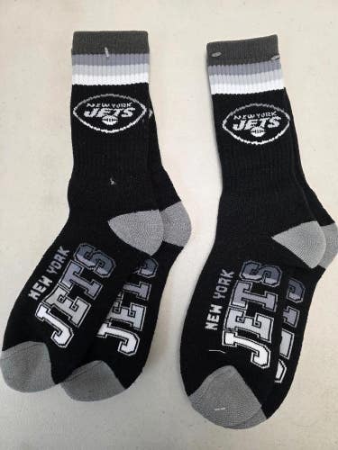 ST27 Mens NFL NEW YORK JETS Lot of 2 Crew Socks LARGE 8-13 NEW