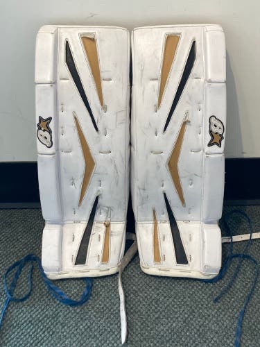 25" Junior Brian's Netzero Goalie Leg Pads (Used)