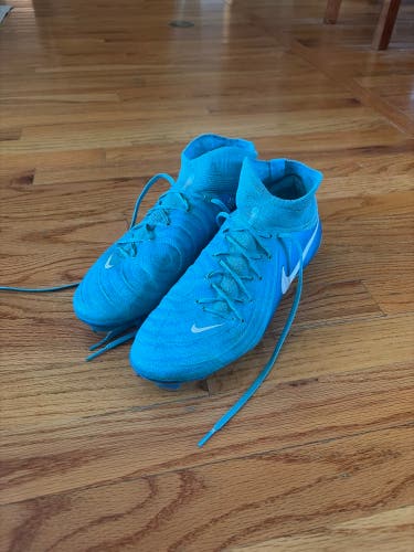 Blue Men's Size M 8.5 (W 9.5) Nike Phantom Luna Elite Cleats (Used)