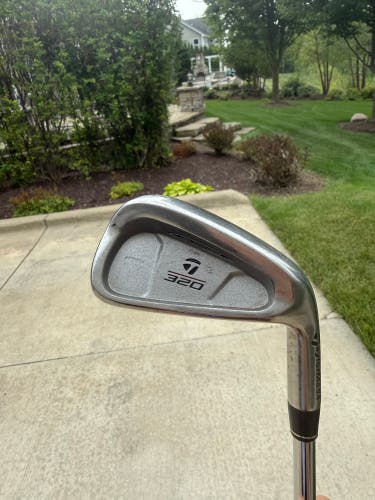 Men's TaylorMade 320 6 Iron Right Handed Regular Flex Steel Shaft (Used)