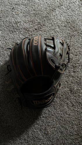 Wilson A2000 RH Infield Baseball Glove 11.5" (Used)