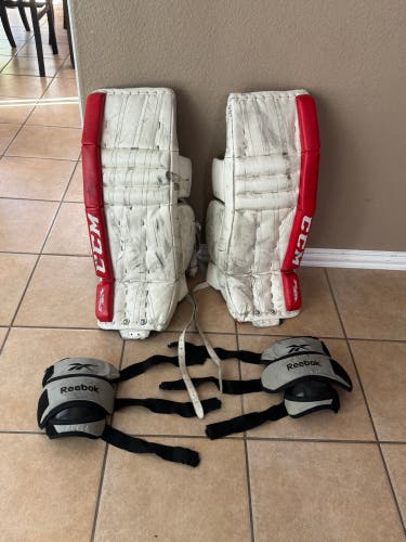 26" CCM Extreme Flex 760 Goalie Leg Pads (Used)
