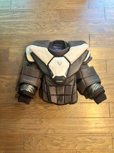 Small / Medium 2025 Bauer Vapor Flylite Goalie Chest Protector (Used)