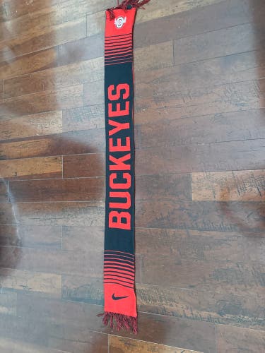 Red/Black Adult Unisex One Size Fits All Nike Scarves (Used)