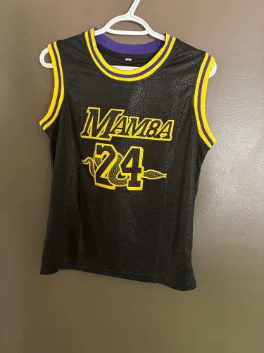 Kobe Bryant mamba jersey