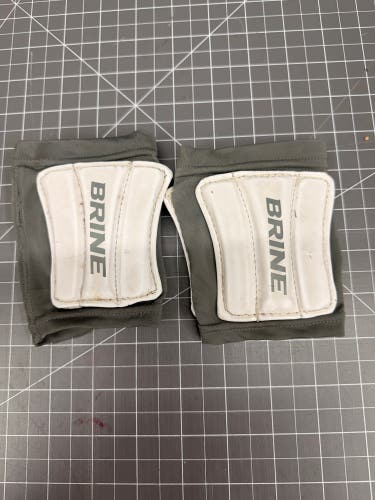 Medium Adult Brine Arm Pads (Used)
