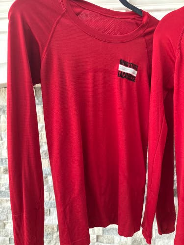2 Red Small / Medium Women's Lululemon Compression (Used)