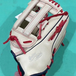 Used Marucci Oxbow Right Hand Throw Baseball Glove 12.5" | GREAT CONDITION