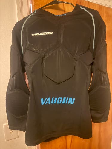 Vaughn XL padded shirt