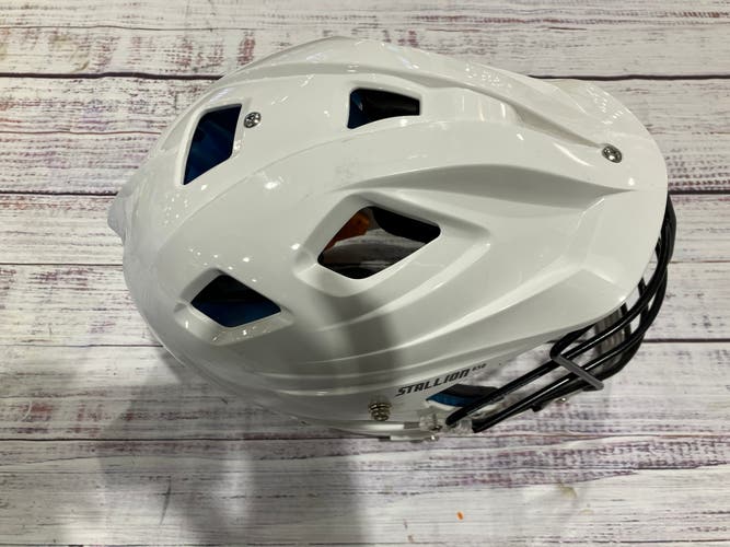 White Adult STX Stallion 650 Helmet (New)