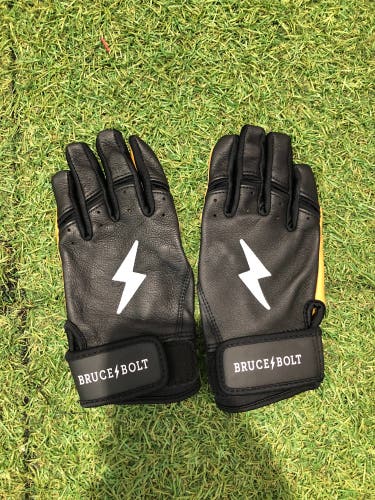 Youth Black Small Bruce Bolt Batting Gloves (New)