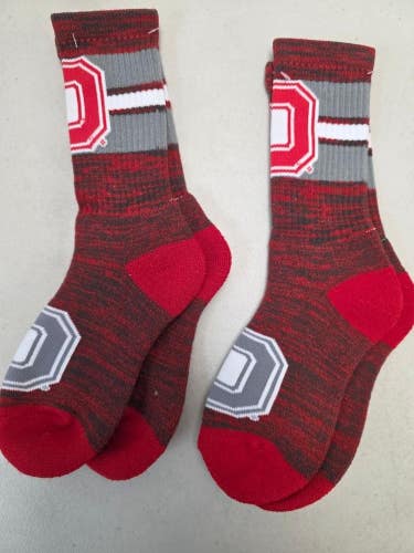 ST20 Mens NCAA OHIO STATE BUCKEYES Crew Socks Lot of 2 Pair MEDIUM 5-10 New