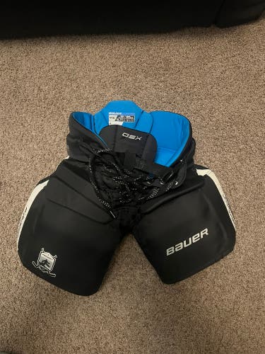Youth Large/Extra Large Bauer Prodigy GSX Hockey Goalie Pants (Used)
